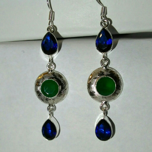 ⛔️ Elegant Emerald & Tourmaline Gemstone Earrings - Picture 5 of 7